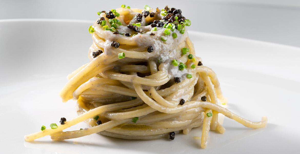 Spaghetto Verrigni, burro con caviale e caviale croccante Cru Caviar